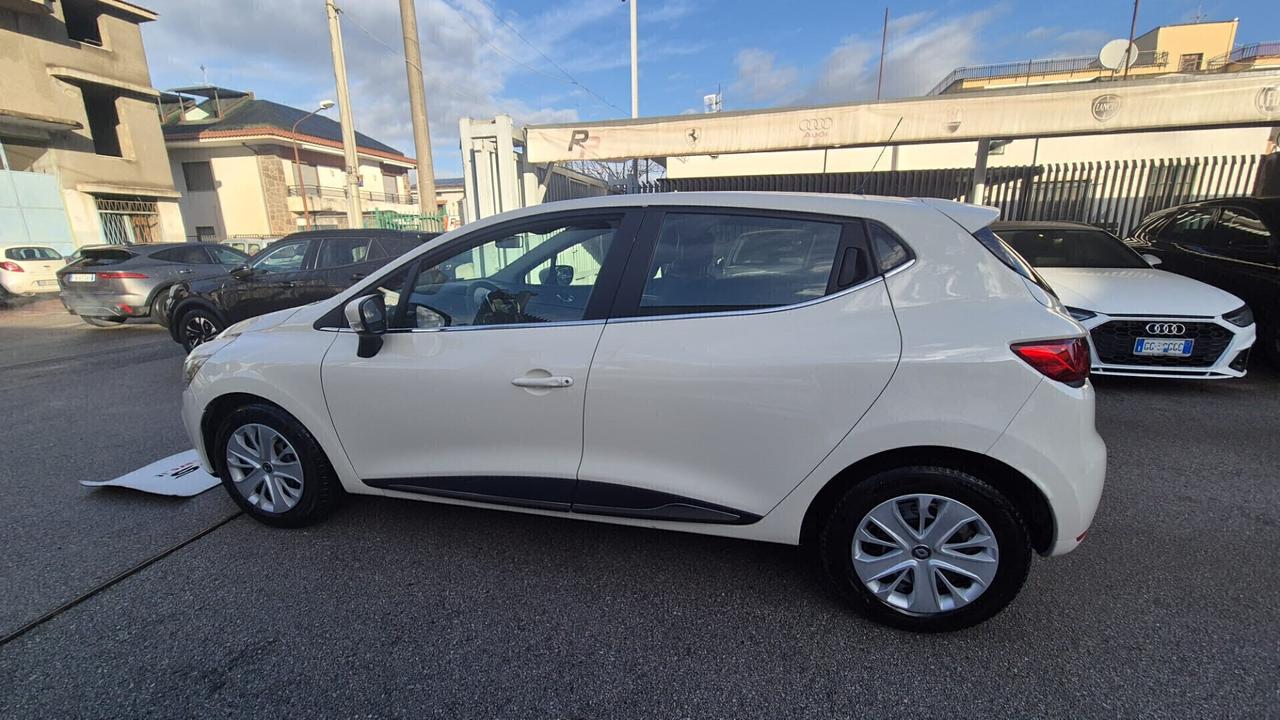Renault Clio dCi 8V 75 CV Start&Stop 5 porte Energy Duel