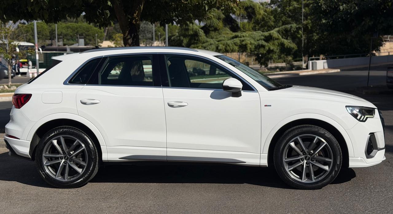 Audi Q3 40 2.0 Tdi Quattro 200CV SLINE Stronic