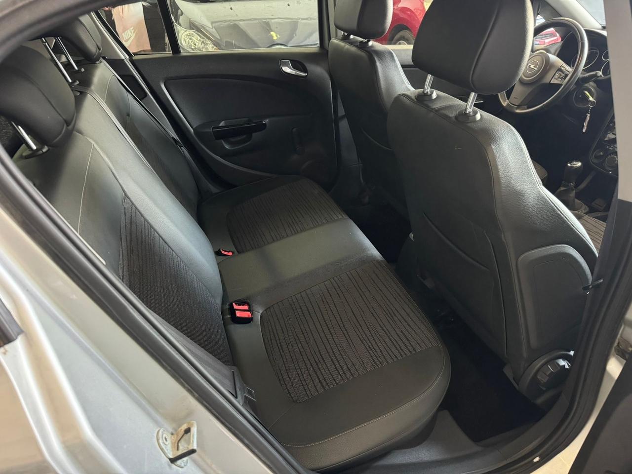 Opel Corsa 1.2 benzina/GPL 85CV 5 porte GPL-TECH Edition