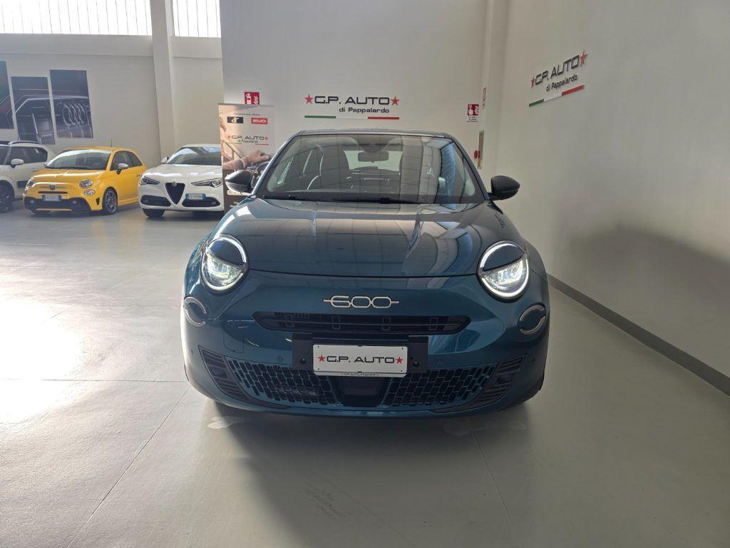 Fiat 600 Hybrid DCT MHEV