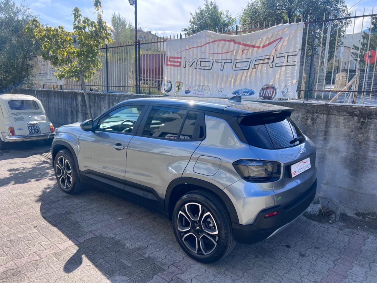 Jeep Avenger 1.2 Turbo 100 CV MHEV Summit