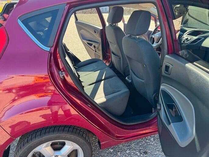 Ford Fiesta Fiesta+ 1.4 TDCi 70CV 5 porte