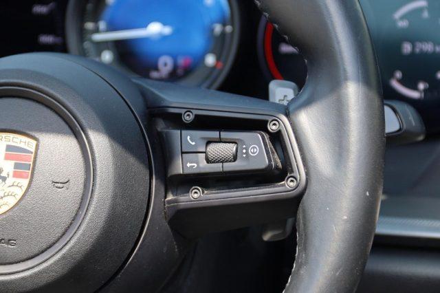 PORSCHE 911 992 Carrera 4 Cabriolet
