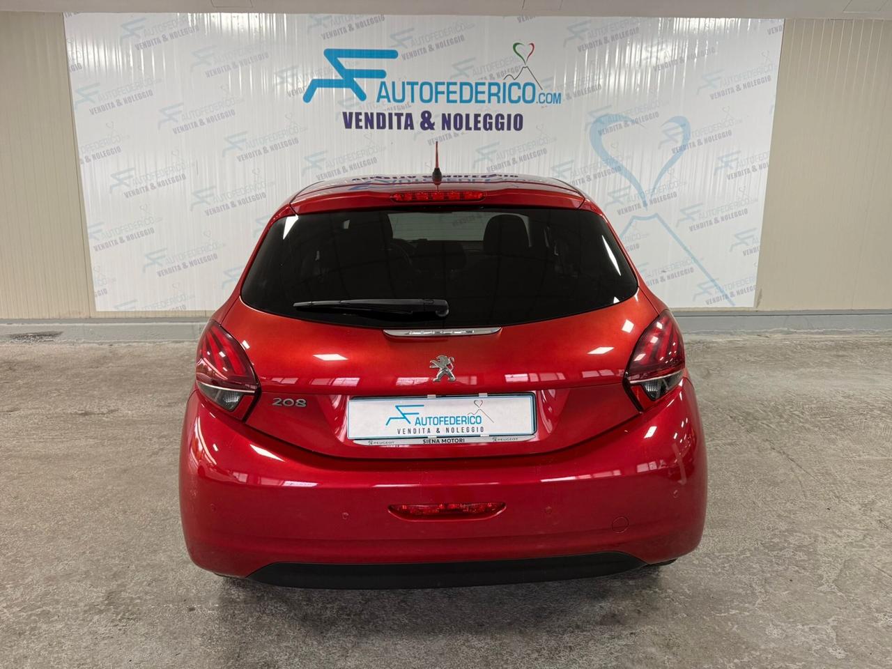 Peugeot 208 PureTech 82cv 5 porte Allure