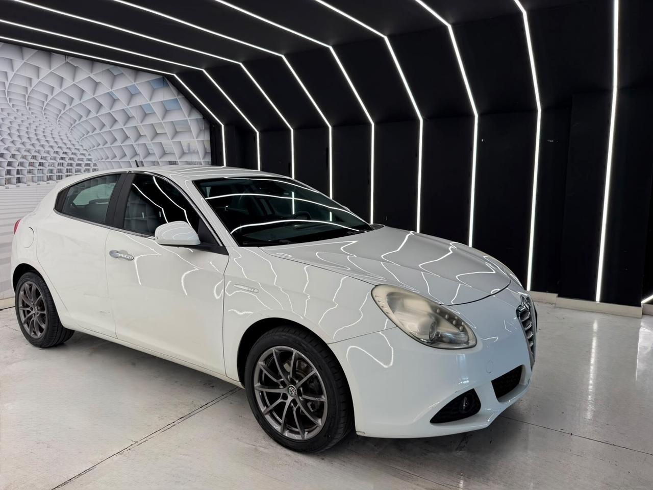 Alfa Romeo Giulietta 1.6 JTDm 105 CV -KM CERTIFICATI-PERMUTE-12 MESI GARANZIA