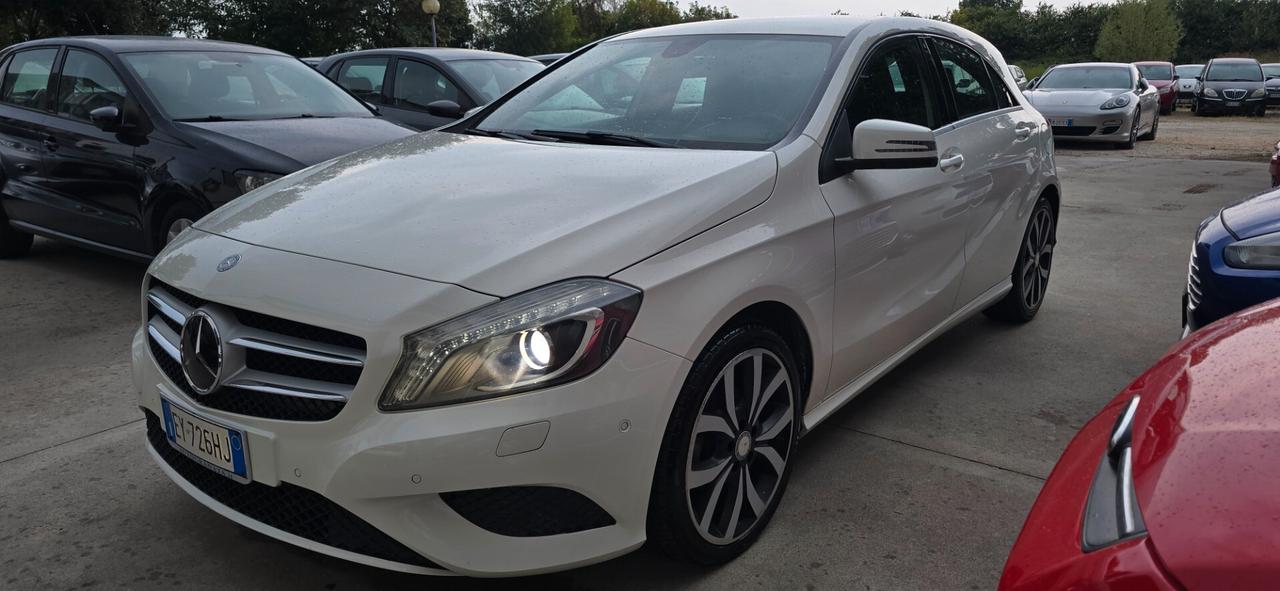 Mercedes-benz A 180 d Automatic Premium