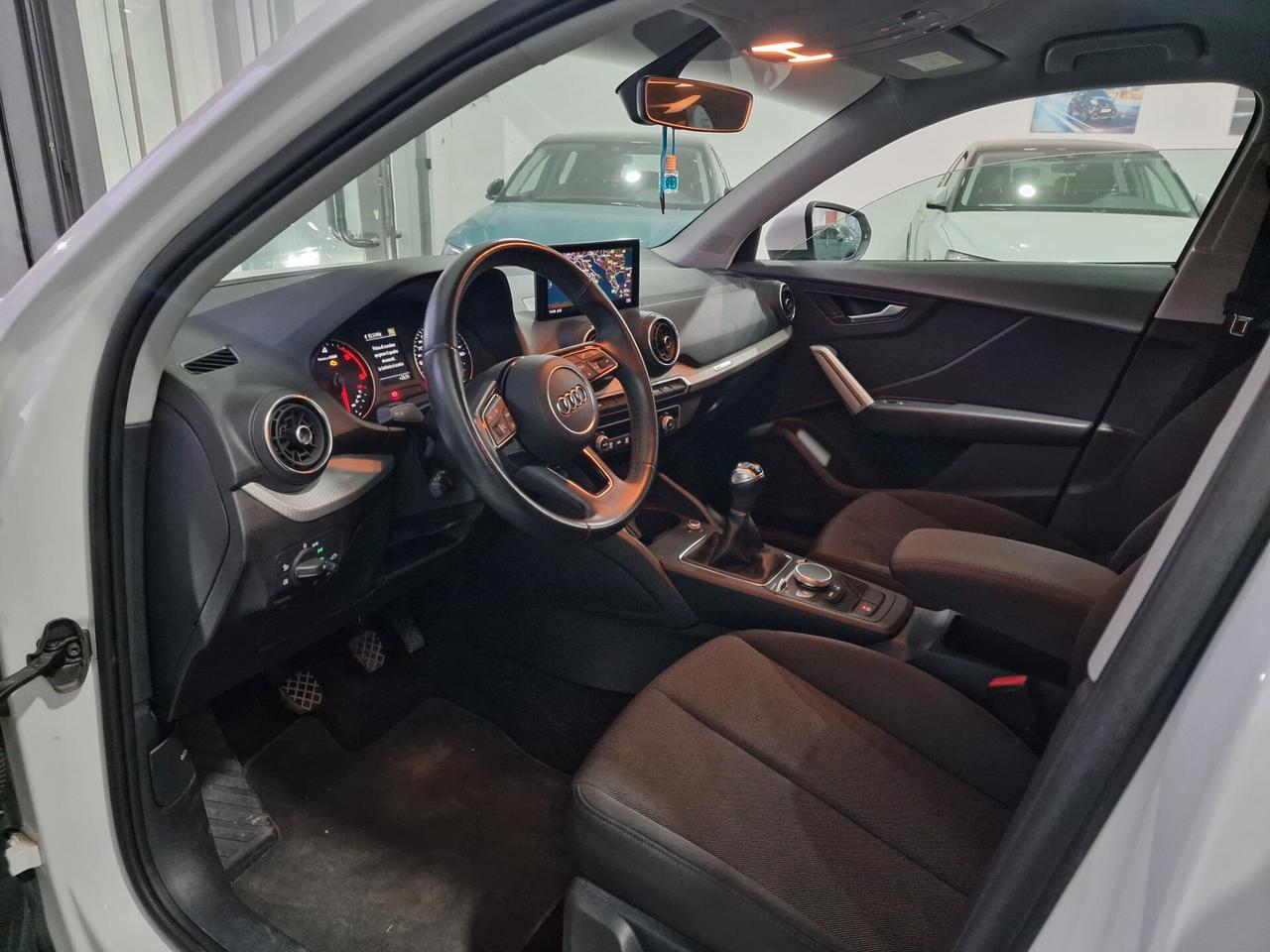 Audi Q2 30 TDI Business