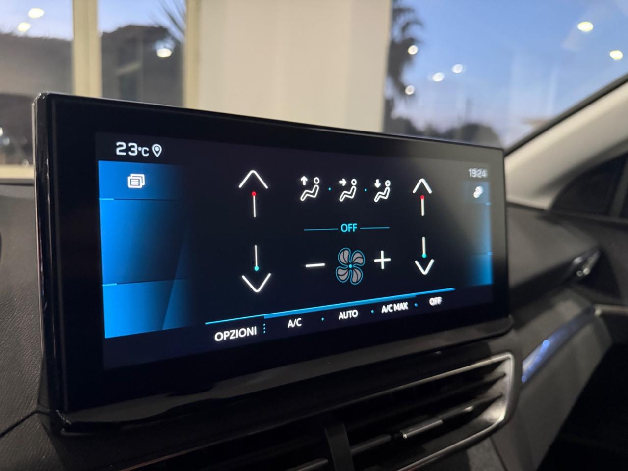 Peugeot 3008 hdi 130cv EAT8 GT PACK+FULL LED2023