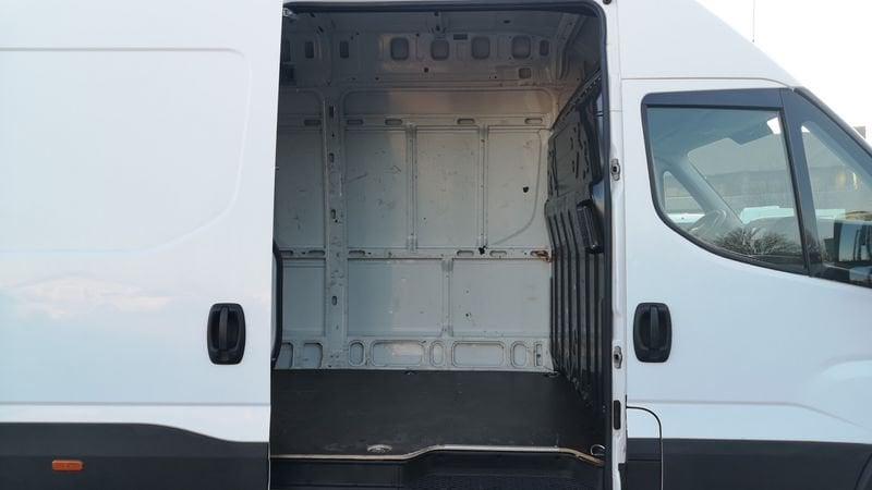 Iveco Daily 35S14HV 2.3 HPT PM-SL-TA Furgone