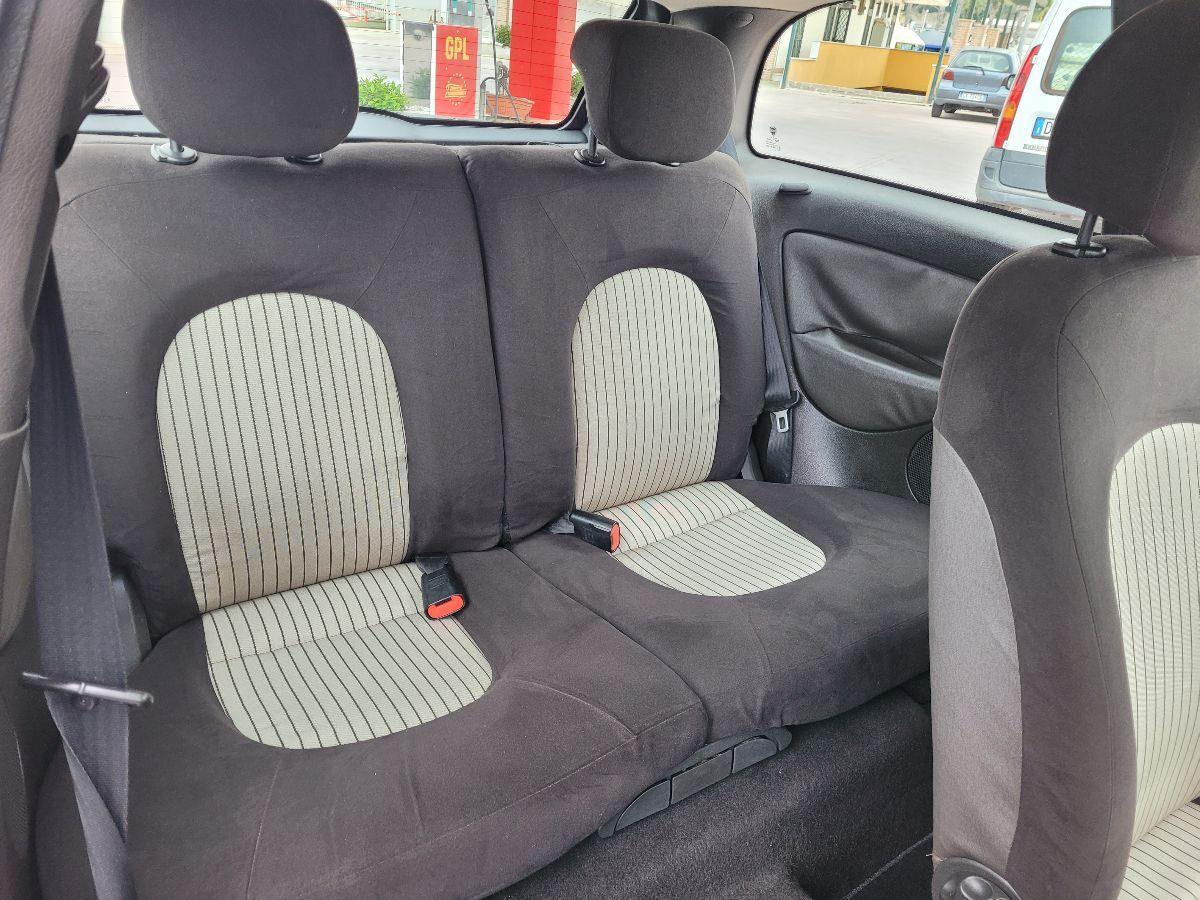 LANCIA - Ypsilon - 1.2 Argento