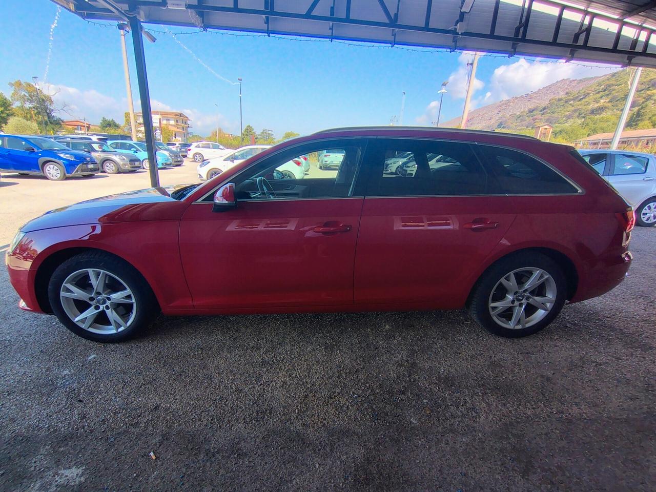 Audi A4 2.0 TDI 150 CV ultra Business Sport
