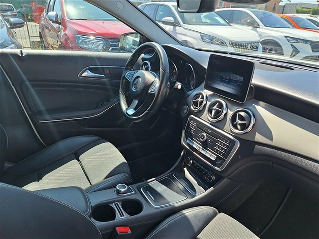 Mercedes GLA 200 200 D Premium 4Matic 7G-DCT