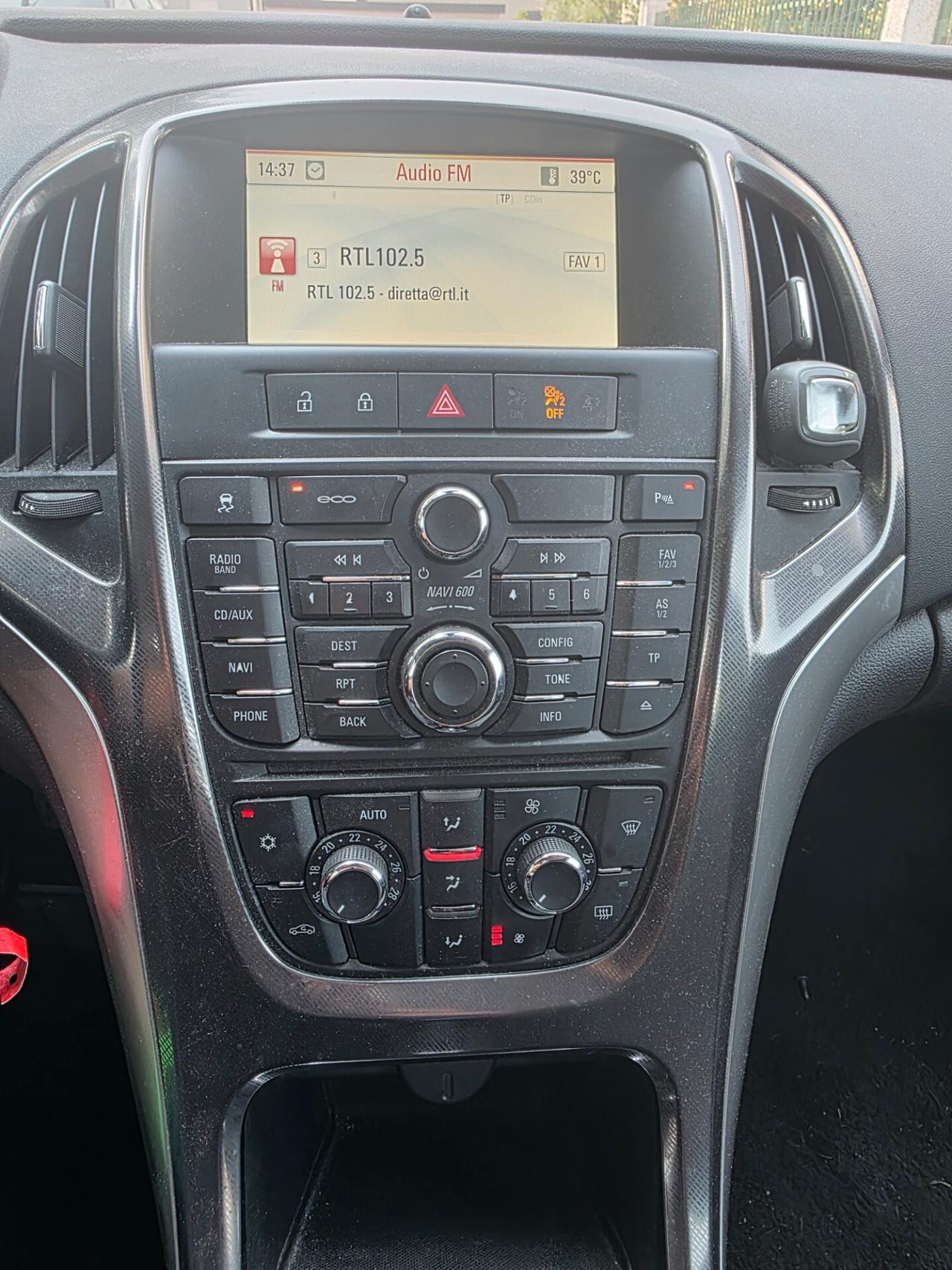 Opel Astra 1.7 CDTI 2012