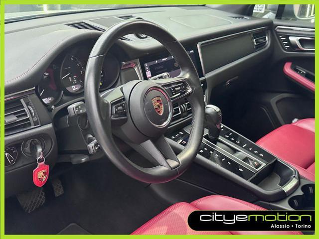 PORSCHE Macan 2.0