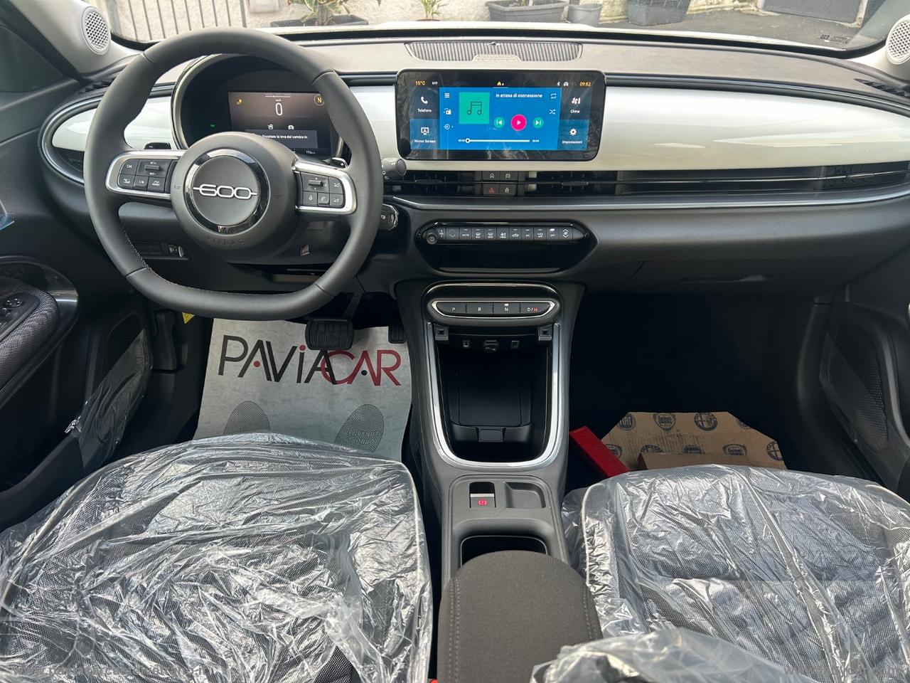 FIAT 600 Hybrid 145 CV DCT MHEV Icon