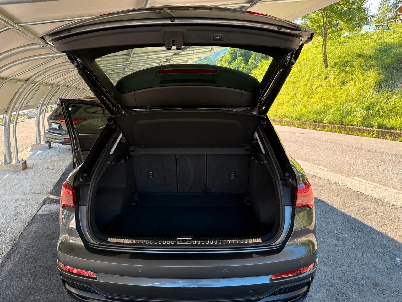 Audi Q3 40 TDI quattro S-Line S-tronic 190cv