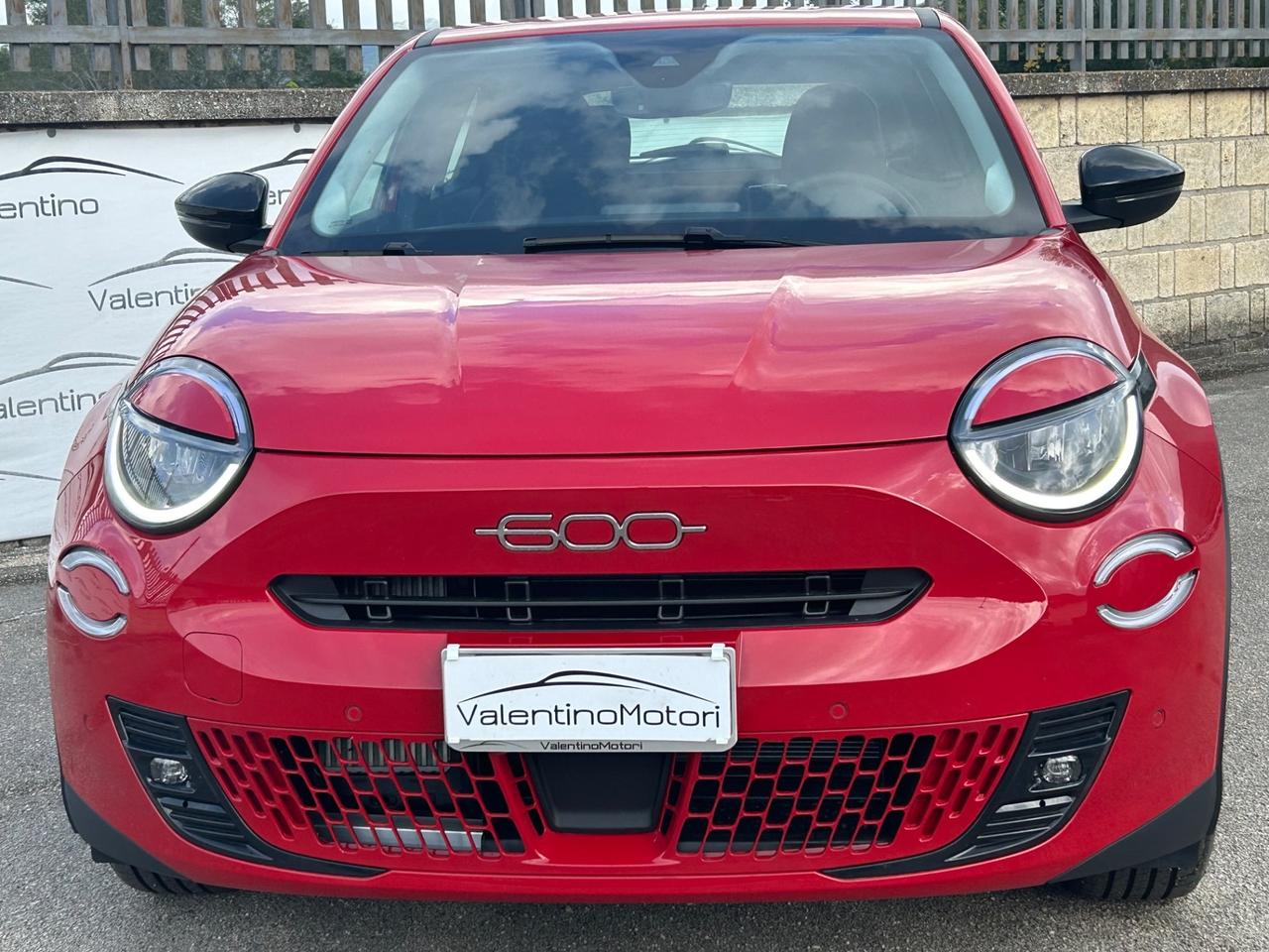 Fiat 600 Hybrid 100 CV DCT MHEV Icon
