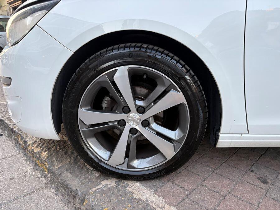 PEUGEOT 308 1.2 110 BUSINESS CERTIFICATA NUOVA