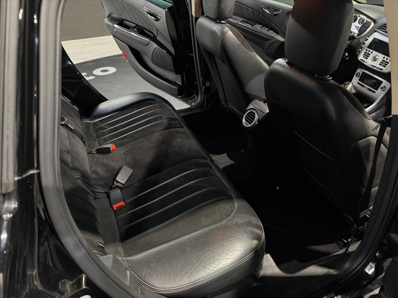 Lancia Delta 1.6 MJT DPF Platino