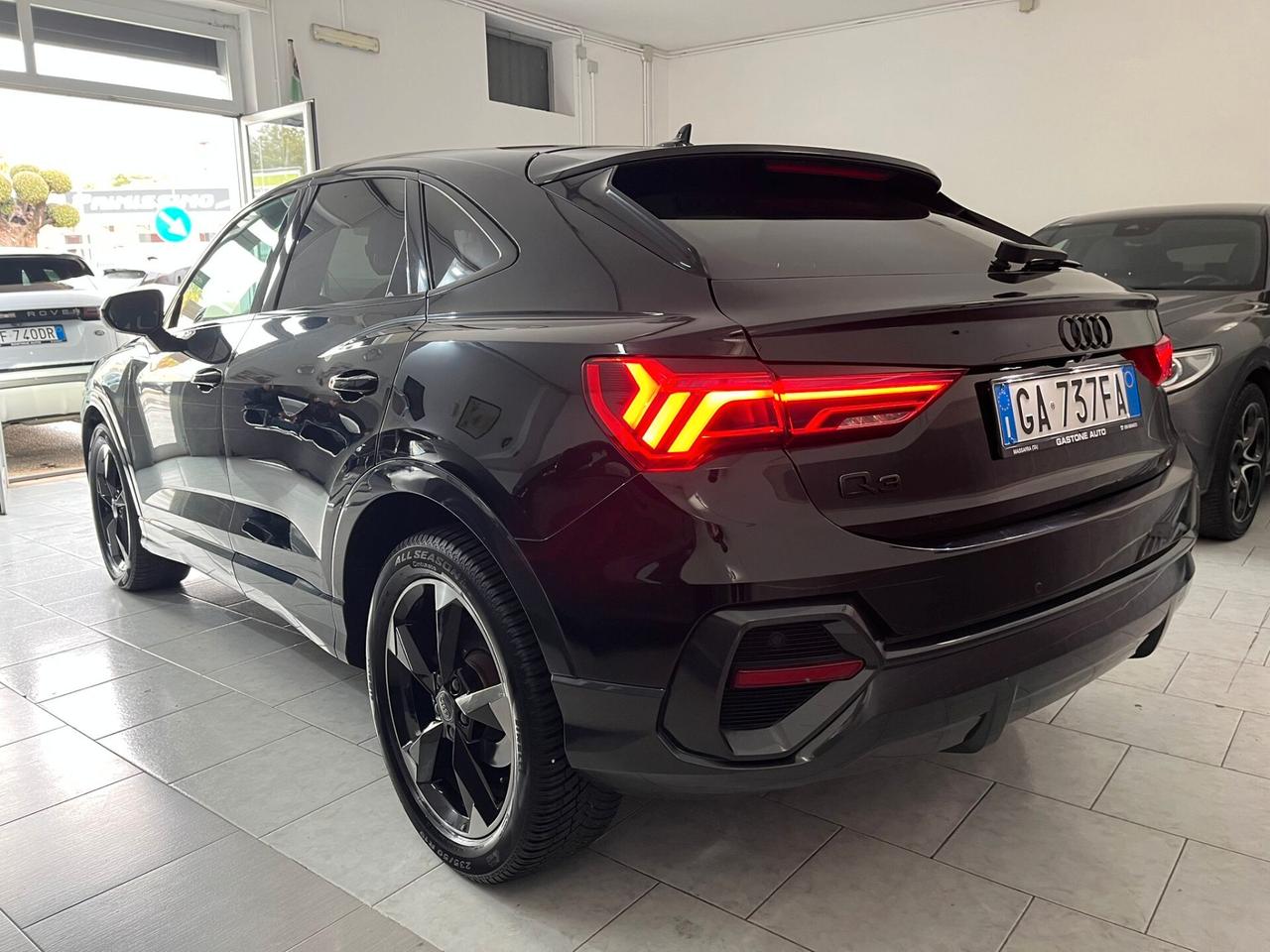 Audi Q3 SPB 35 TDI S tronic S-line TOTAL BLACK