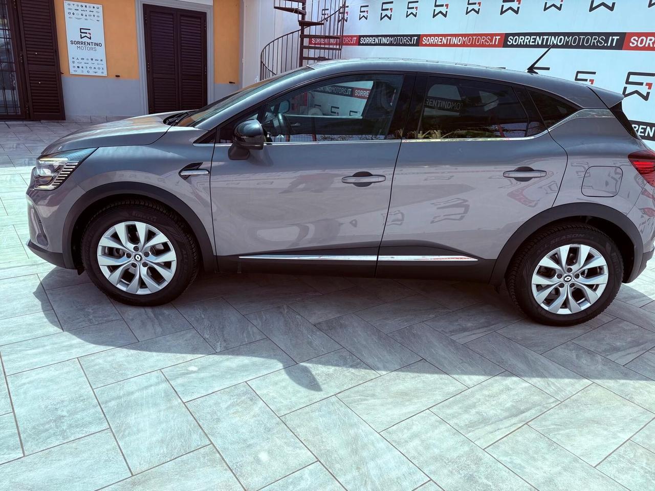 Renault Captur Plug-in Hybrid E-Tech 160 CV Intens