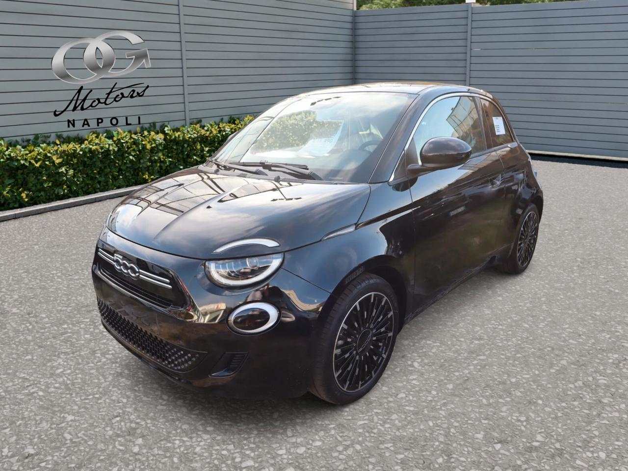 FIAT New 500 1.0cc 65cv Hybrid ICON + Pack Style