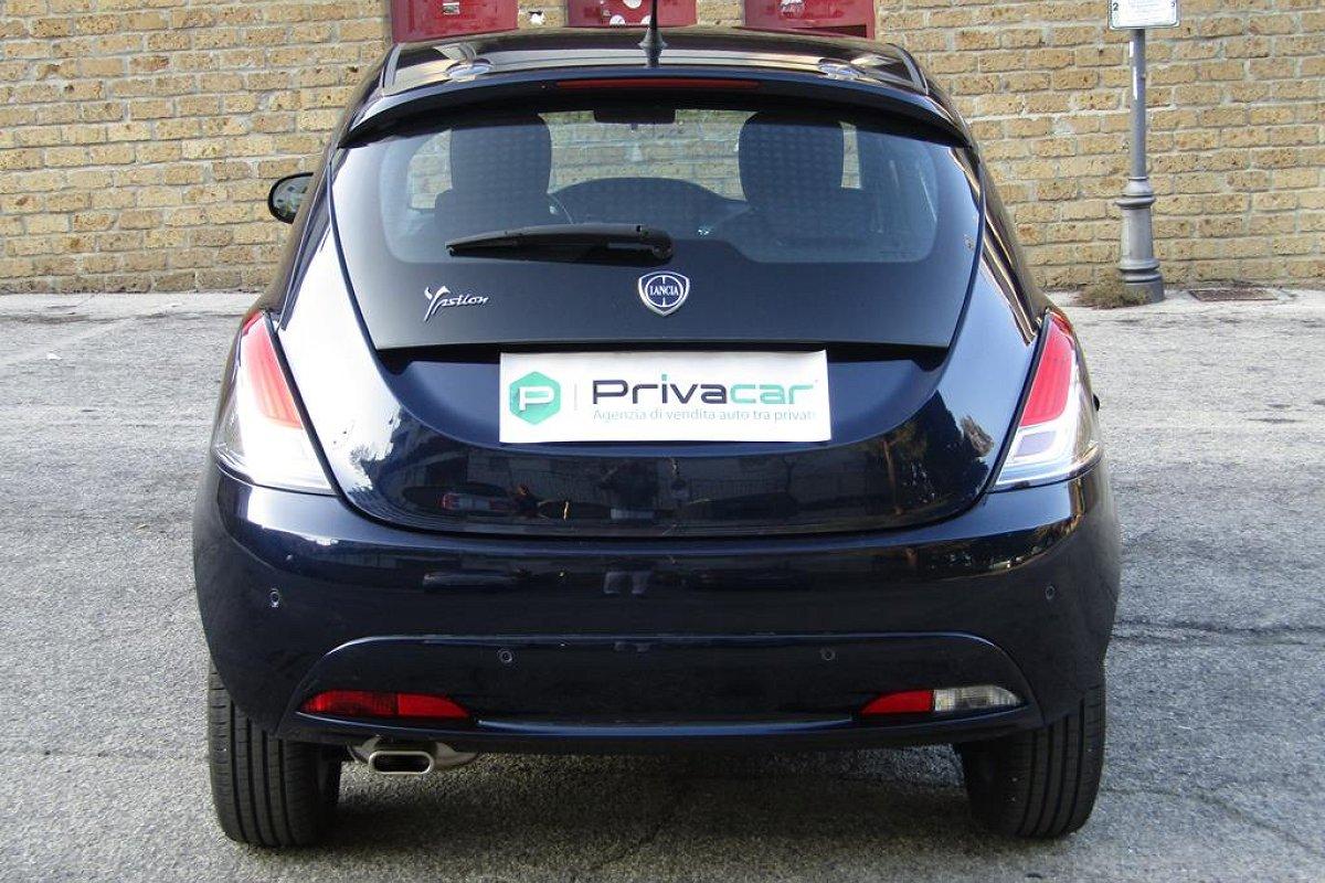 LANCIA Ypsilon 1.2 69 CV 5 porte GPL Ecochic Gold