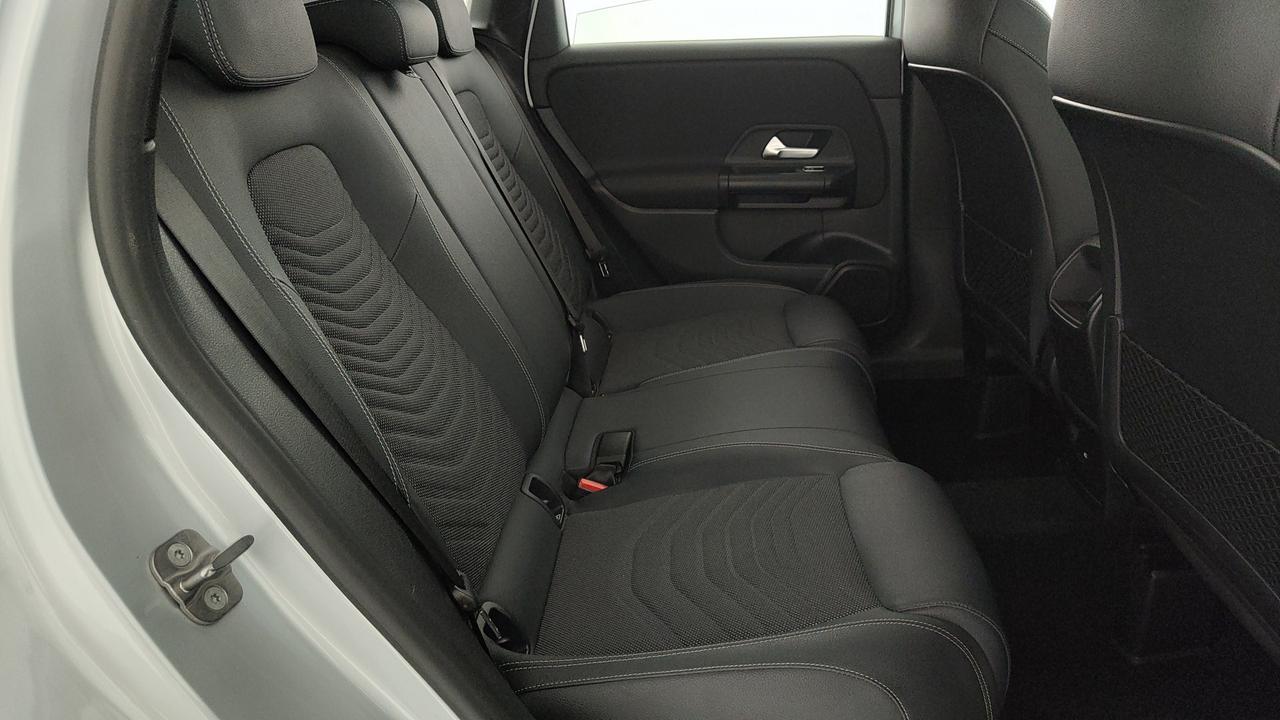 Mercedes-Benz B 180 d Advanced auto