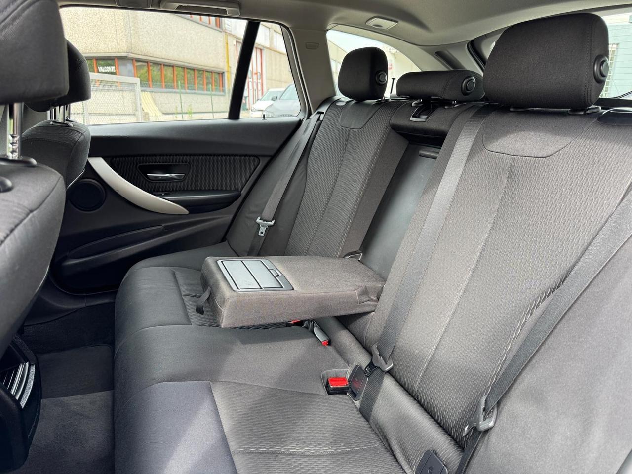 BMW 316d Touring 116CV OK NEO PATENTATI 2015
