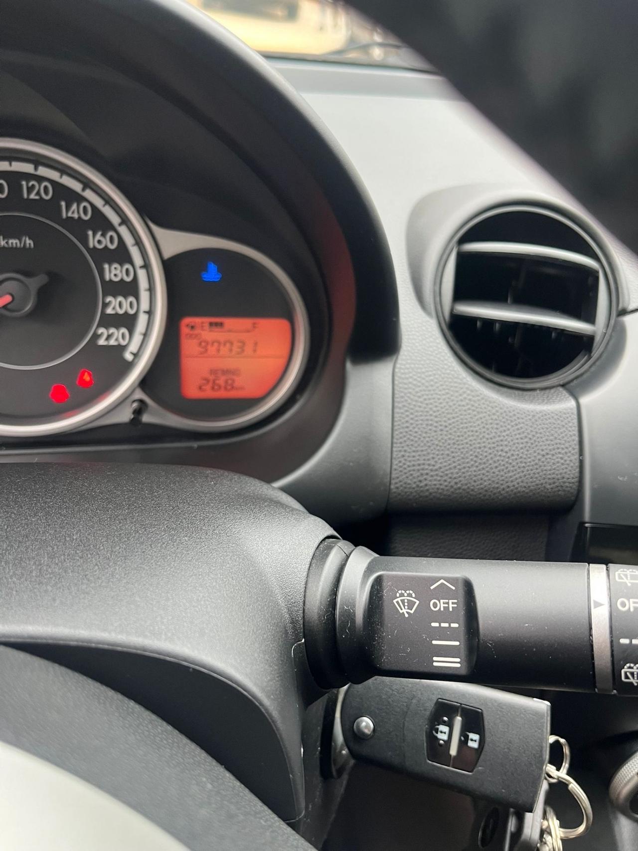 Mazda2 1.3 Benzina - Neopatentati