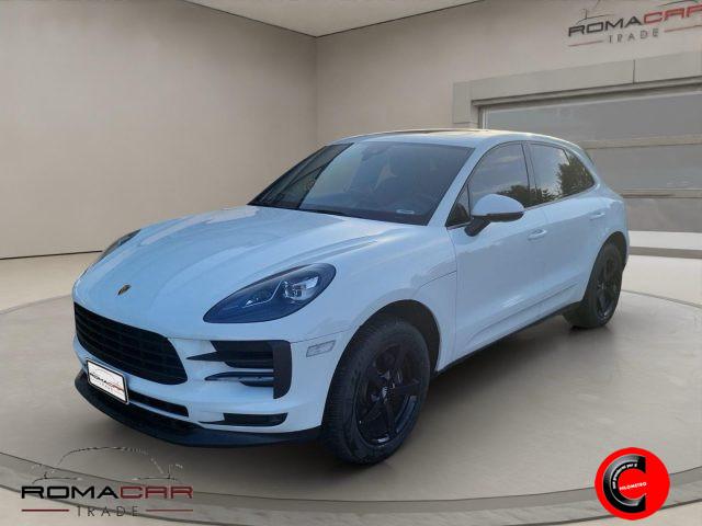 PORSCHE Macan 2.0