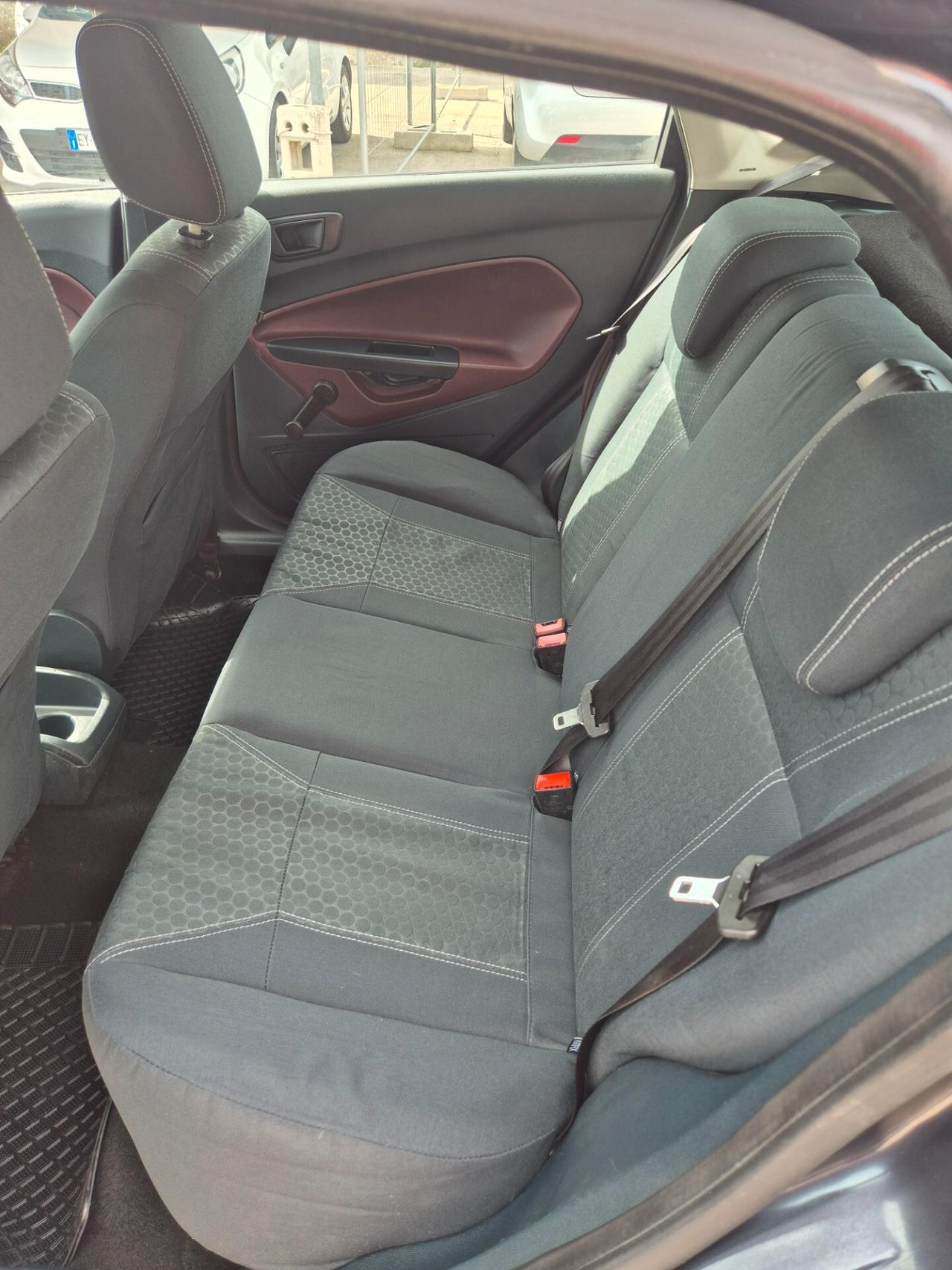 Ford Fiesta Fiesta+ 1.4 TDCi 68CV 5 porte