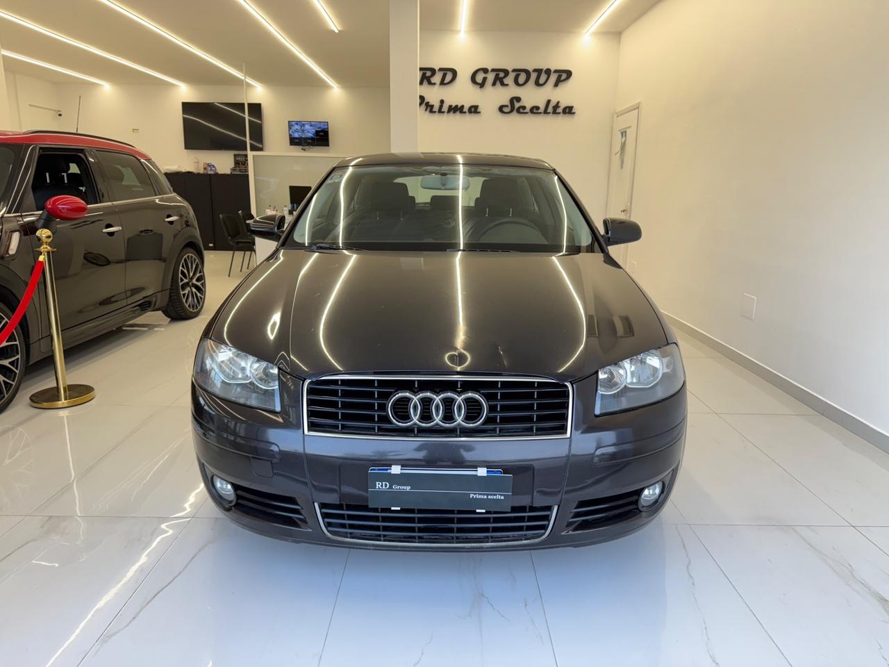 Audi A3 2.0 tdi Ambition 140cv okneopatentati