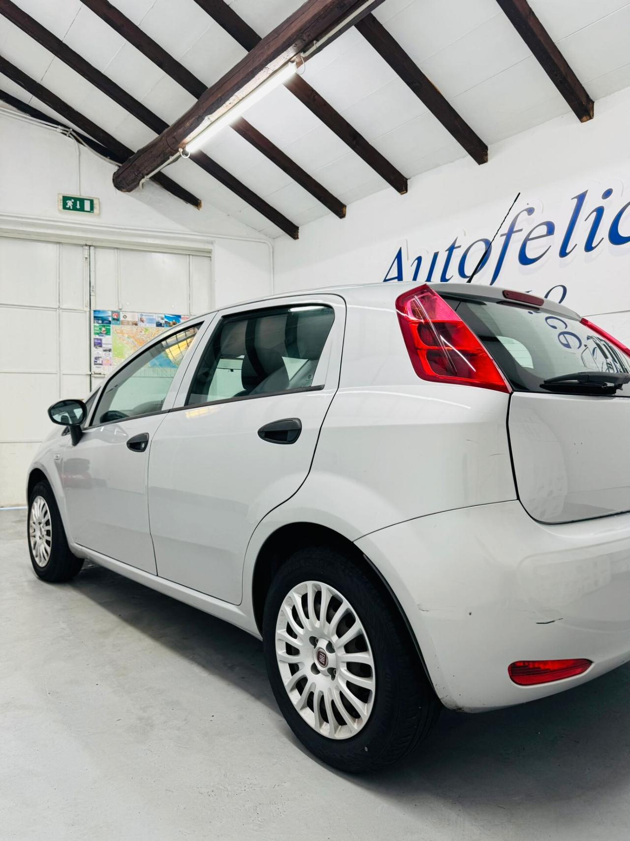 Fiat Punto 1.2 5 porte Street