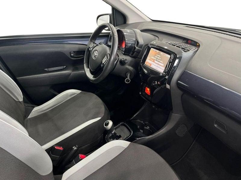 Toyota Aygo Aygo 5p 1.0 x-play m-mt