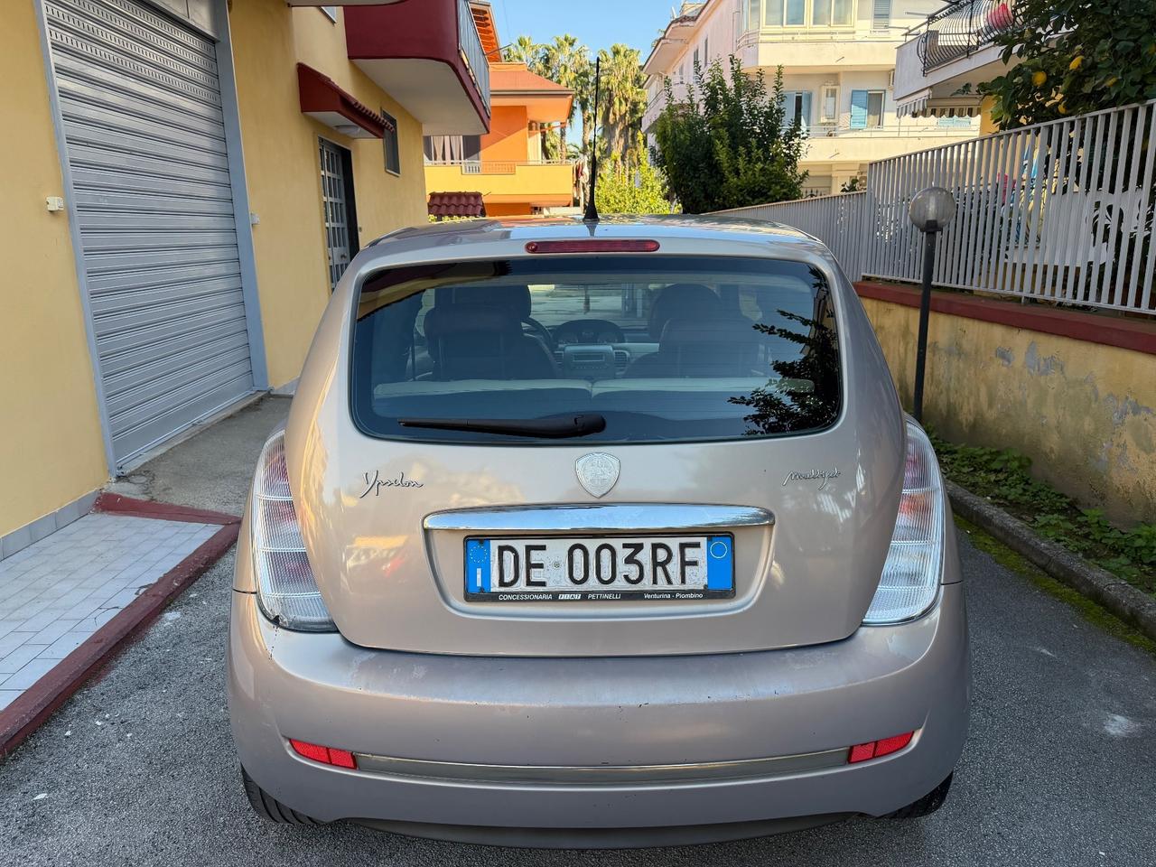 Lancia Ypsilon 1.3 MJT 90 CV Blue&Me