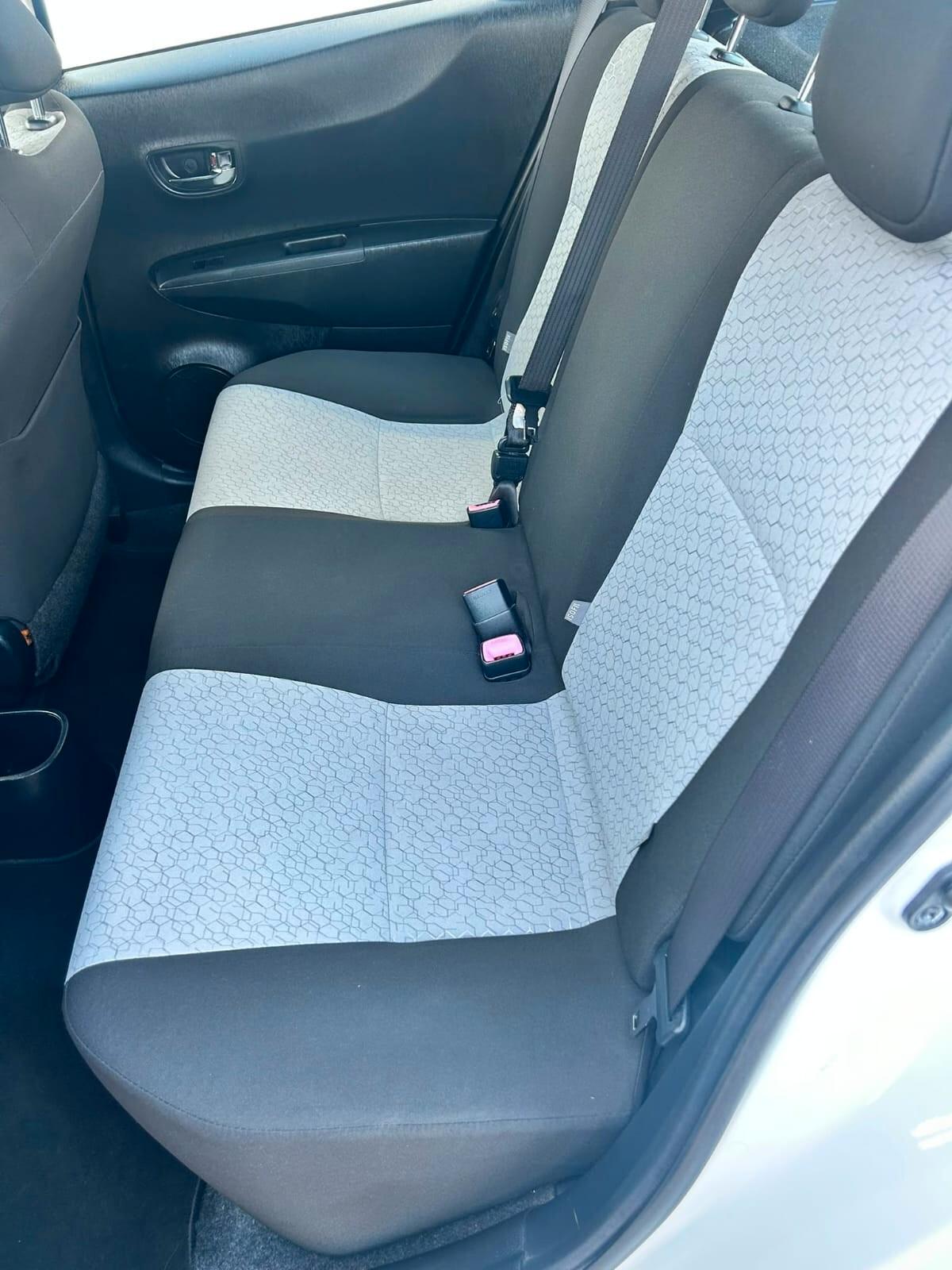 Toyota Yaris 1.3 benzina