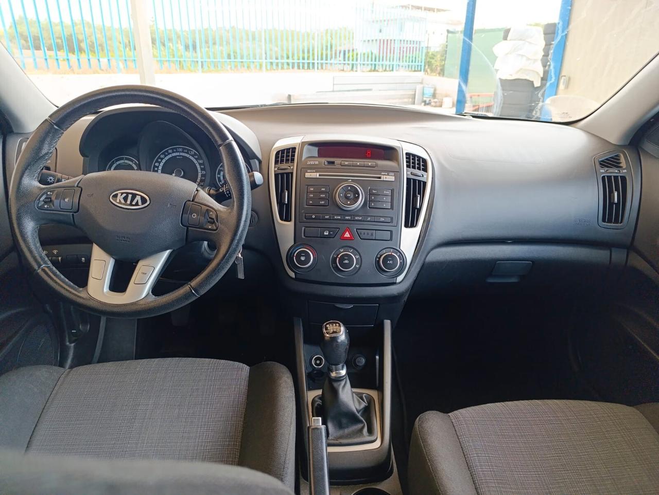 Kia Ceed cee'd 1.6 CRDi VGT 90CV 5p. 2011