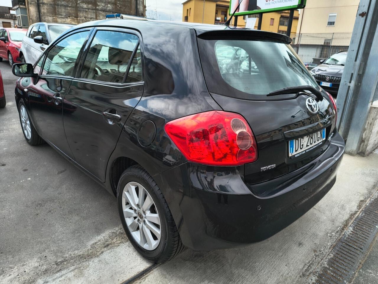 TOYOTA AURIS DIESEL UNICOPROPRIETARIO SOLO 90.000 KM