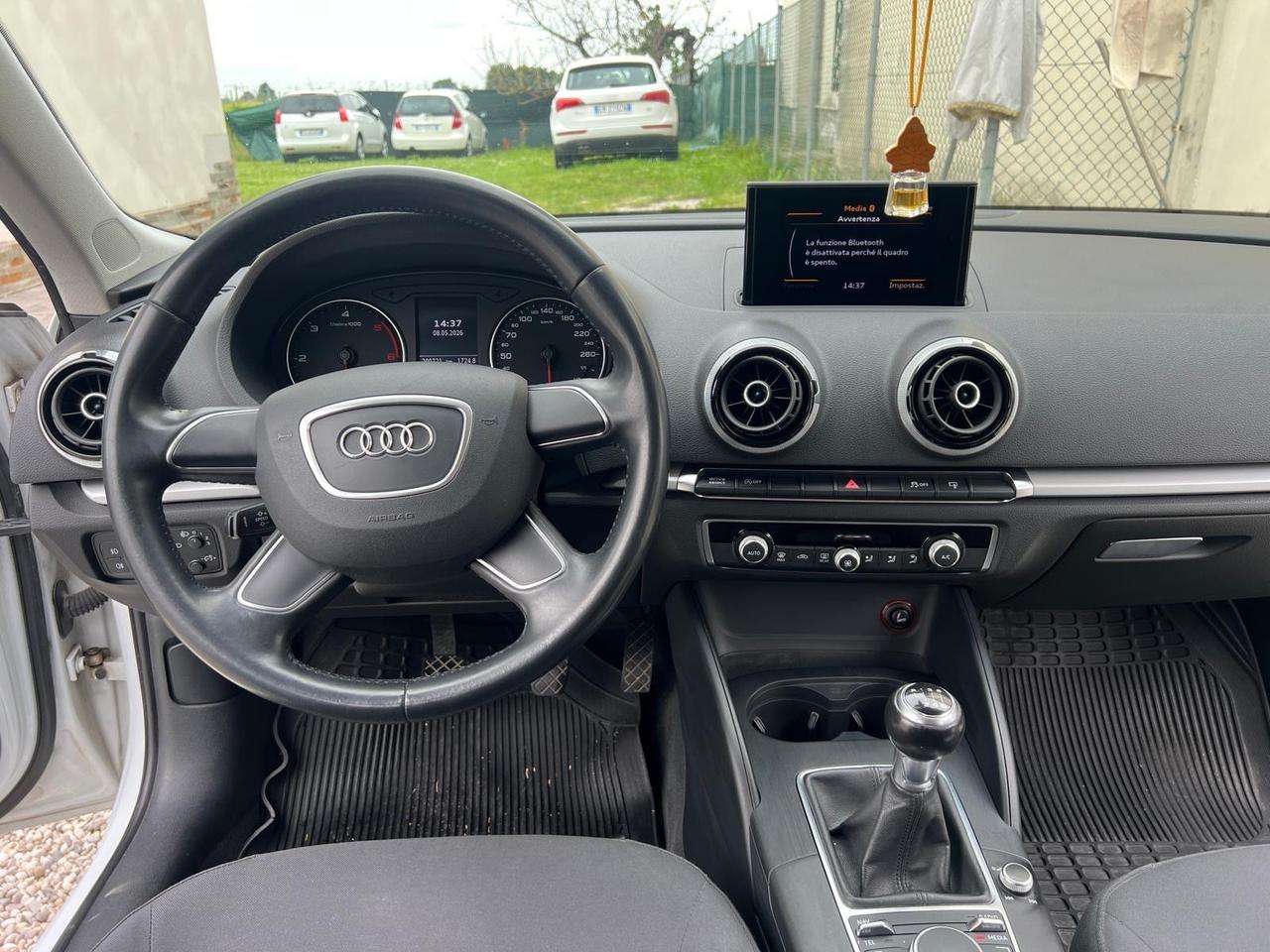 Audi A3 SPB 1.6 TDI clean diesel Ambition