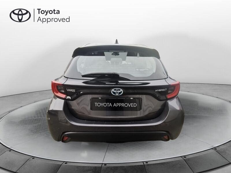 Toyota Yaris Hybrid Trend MY22
