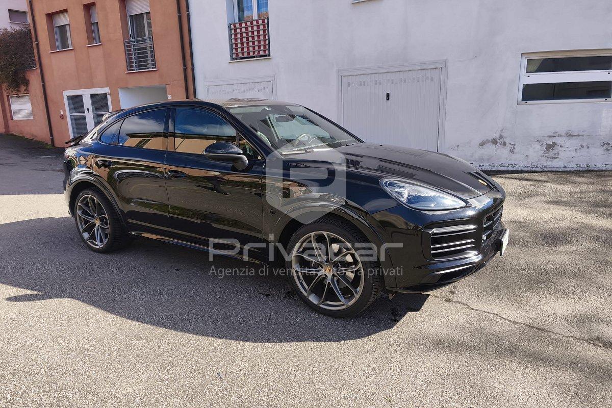 PORSCHE Cayenne Coupé 3.0 V6