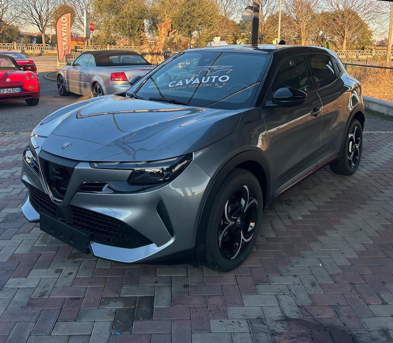 Alfa Romeo Junior 1.2 136 CV Hybrid eDCT6 Speciale