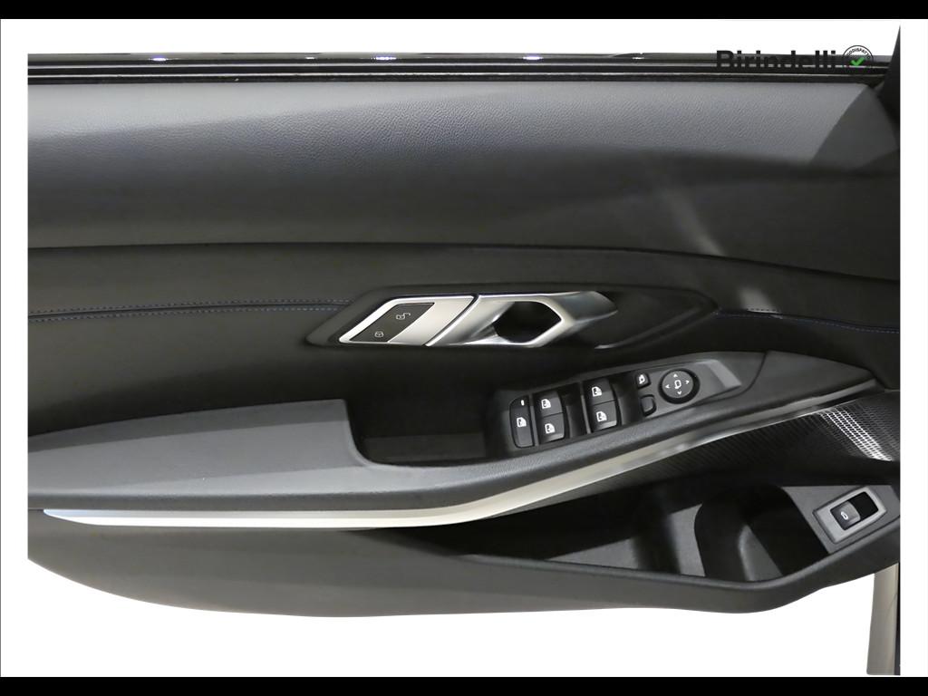 BMW Serie 3(G20/1-80/1) - 320d 48V Touring Msport