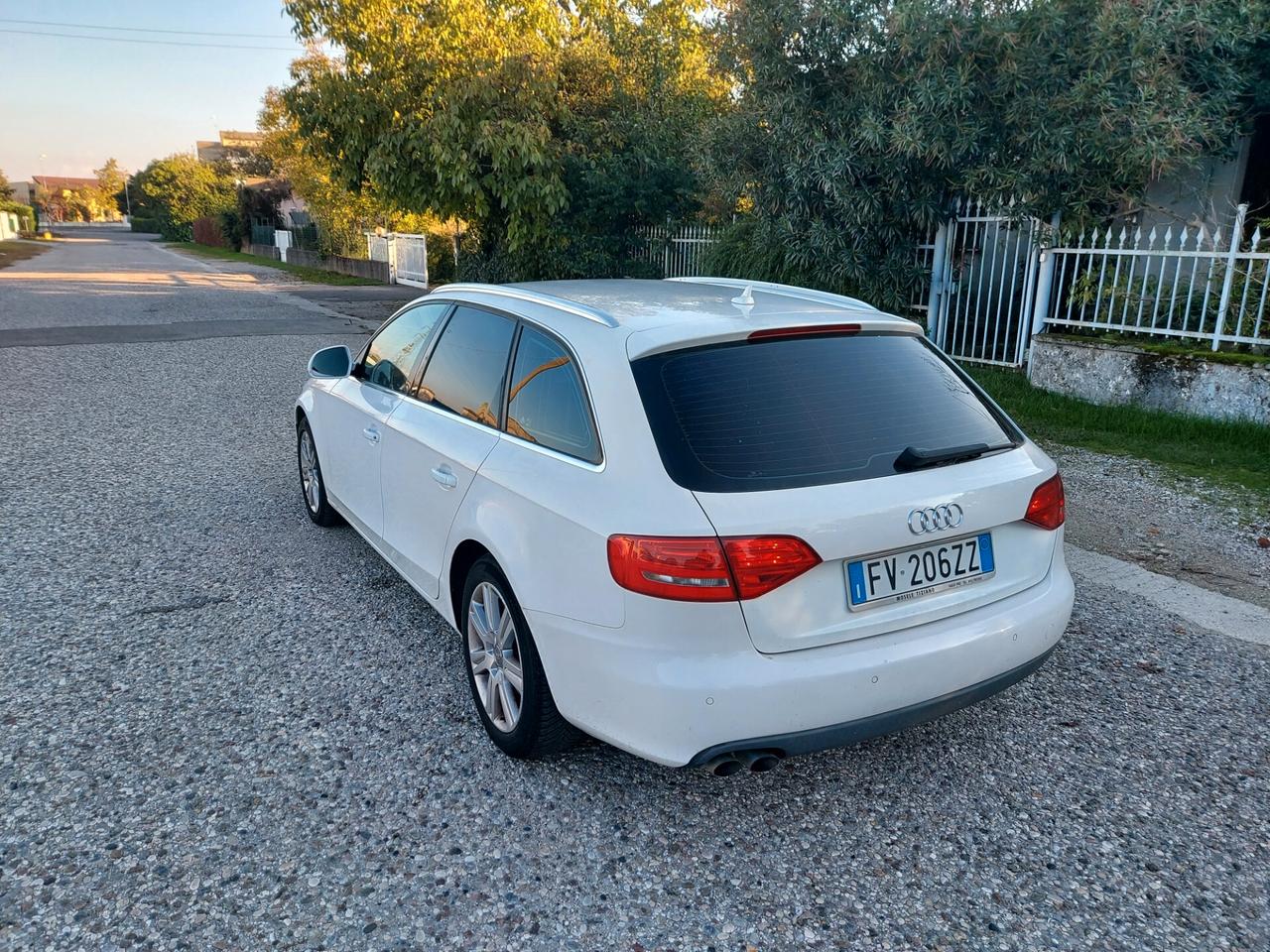 Audi A4 2.0 TDI 143CV F.AP. mult.