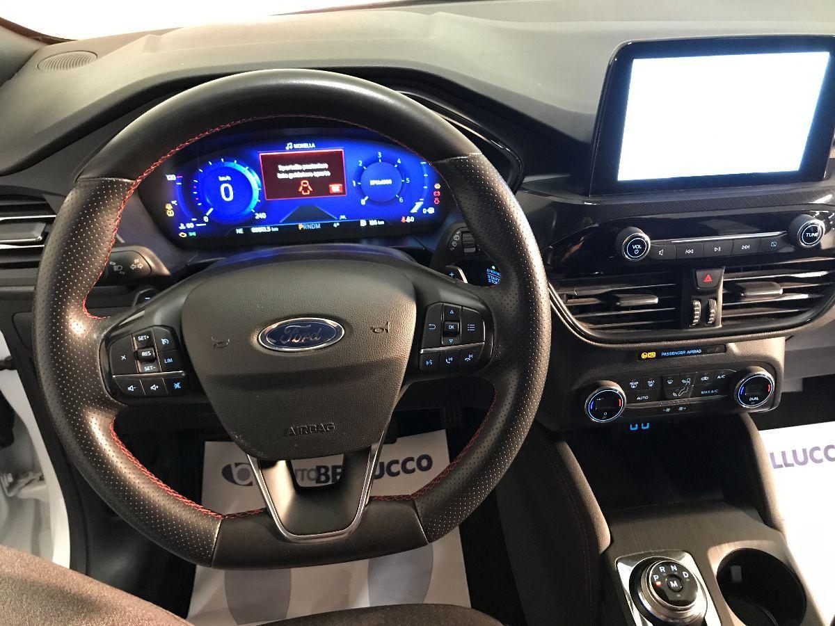 FORD Kuga 1.5 TDCI 120 CV AUTOMATICA ST-Line