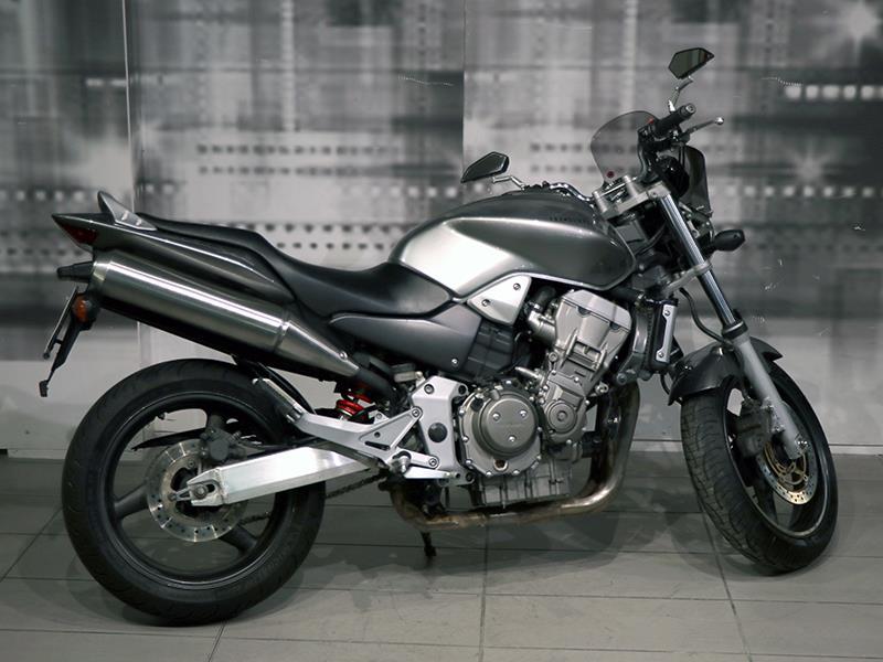 Honda Hornet 900