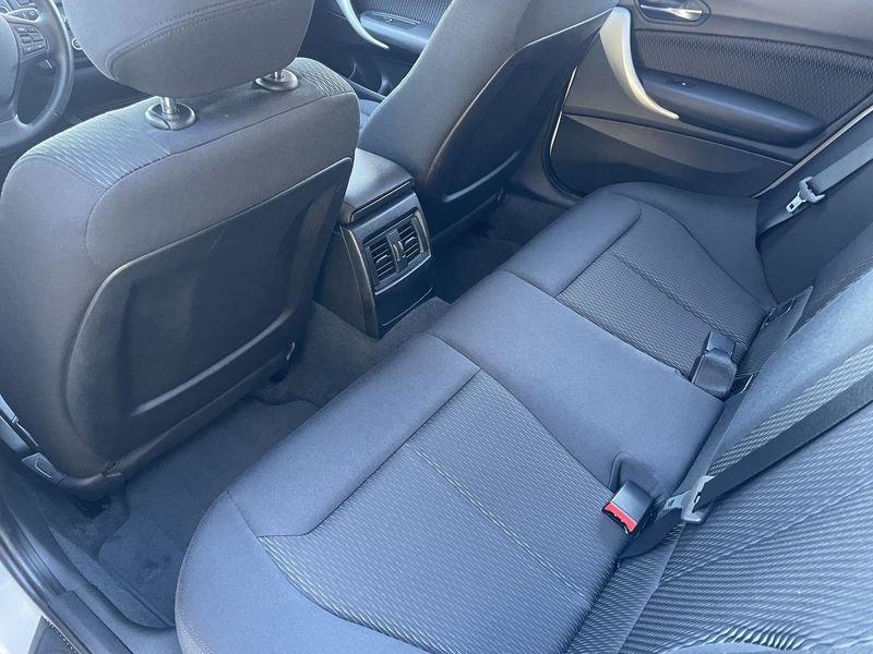 BMW Serie 1 116i 5p Urban + FARI XENON NEOPATENTATI OK