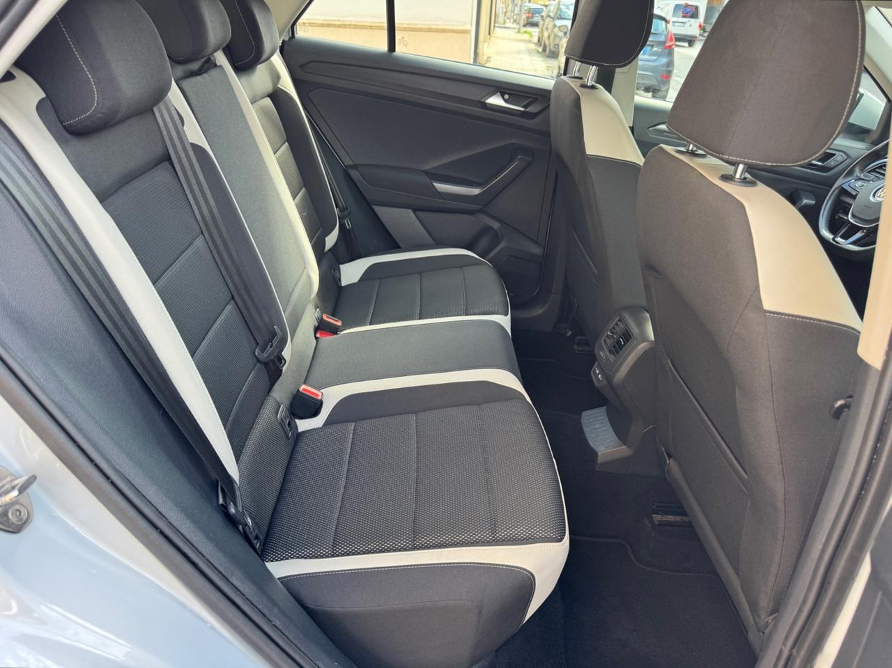 Volkswagen T-Roc 2.0 TDI 115 CV Advanced