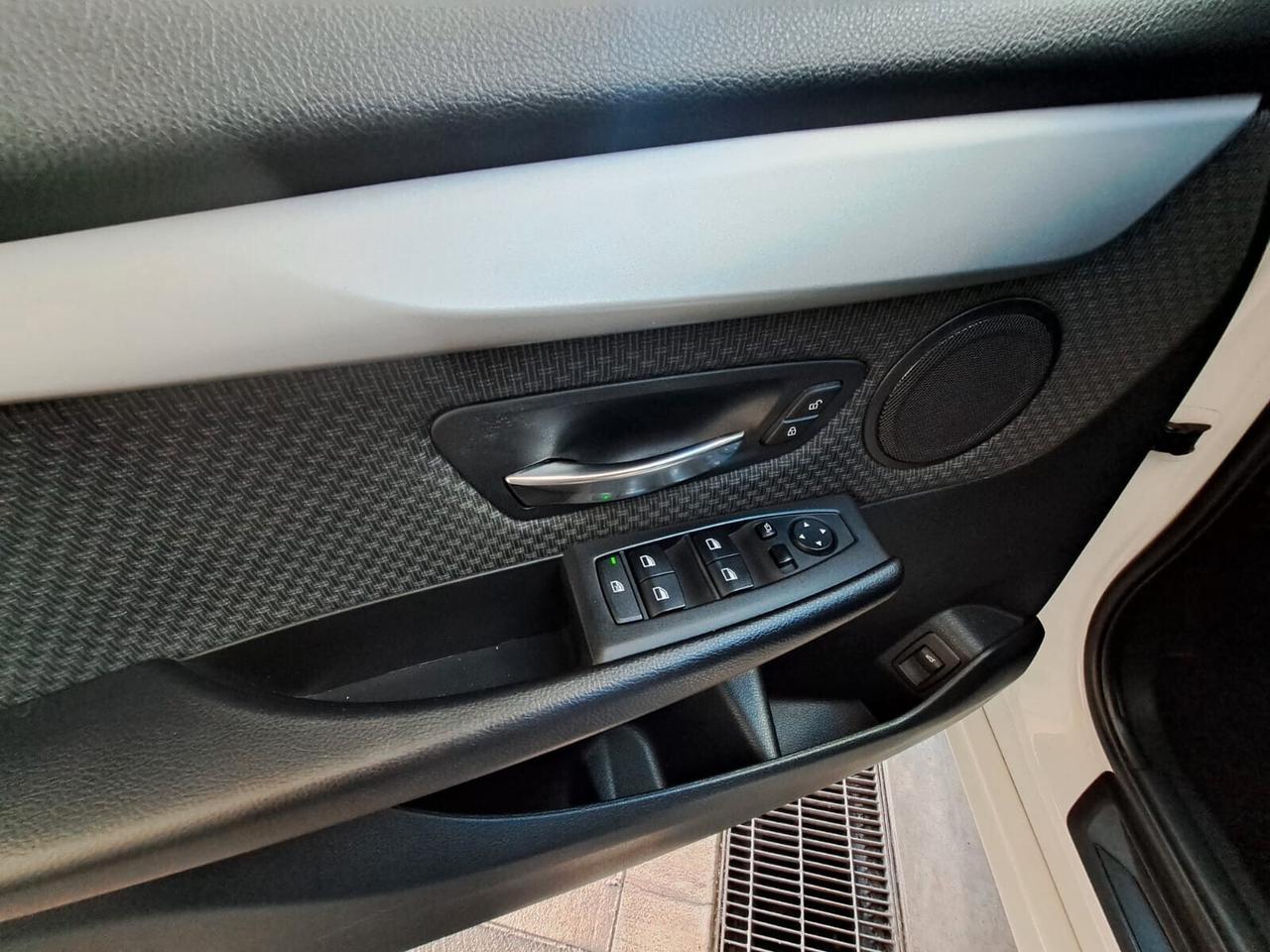 Bmw 2er Active Tourer 214d